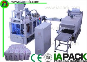 1KG-2KG Flour Papirpose Packing Machine 6-22bags / min 7kw strøm med varmekrympende